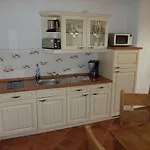 Zum Schlangenkoenig מלון