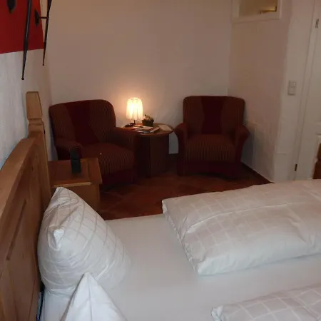 Zum Schlangenkoenig Hotel Burg (Spreewald)