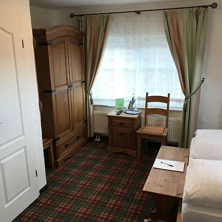 Zum Schlangenkoenig 4*