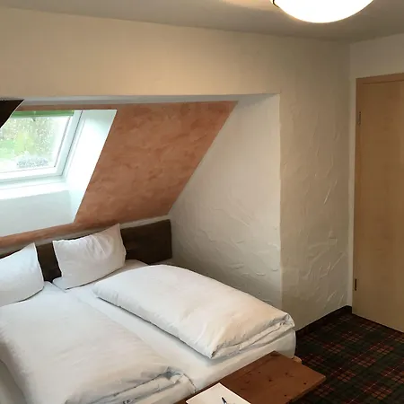 Otel Zum Schlangenkoenig Burg (Spreewald)