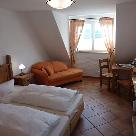 Zum Schlangenkoenig 4* Burg