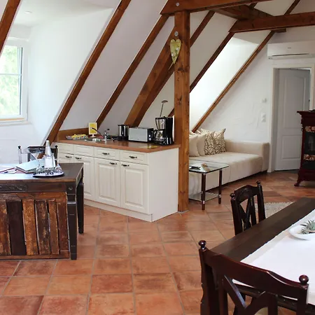 فندق Zum Schlangenkoenig 4*