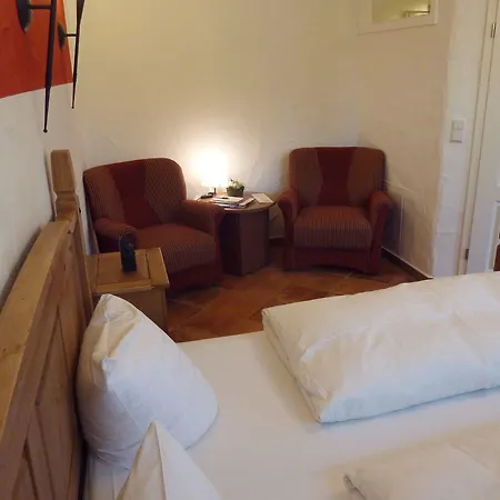 Hotel Zum Schlangenkoenig 3*