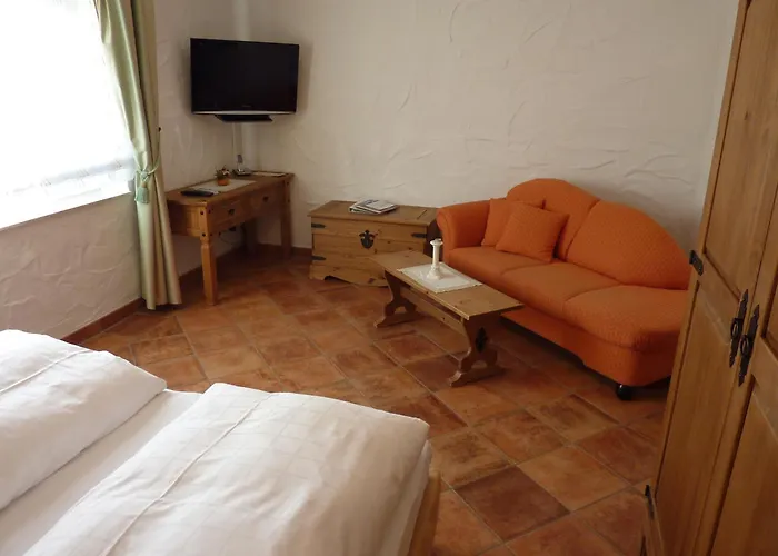 Zum Schlangenkoenig 4*