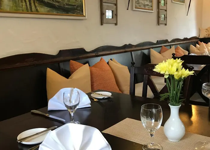 Zum Schlangenkoenig Hotell