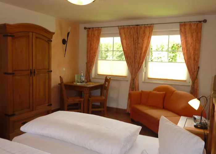 Zum Schlangenkoenig 4*