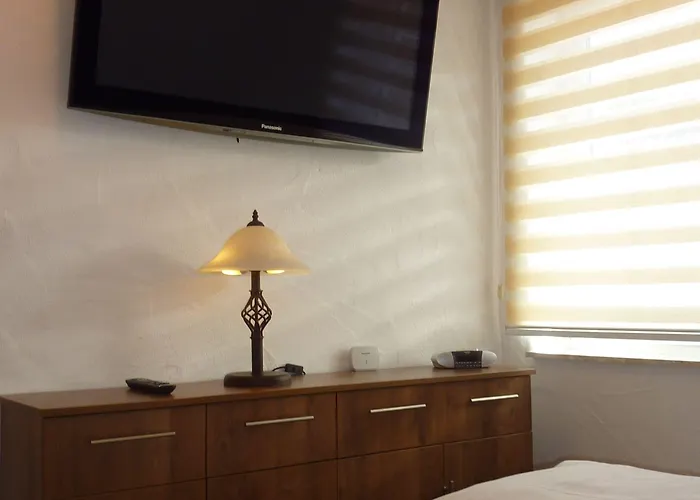 Zum Schlangenkoenig Hotell 4*