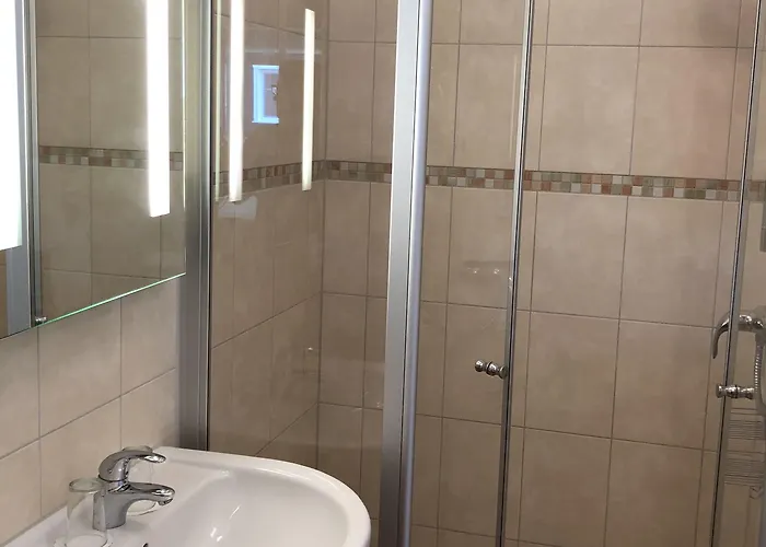 Zum Schlangenkoenig Hotell