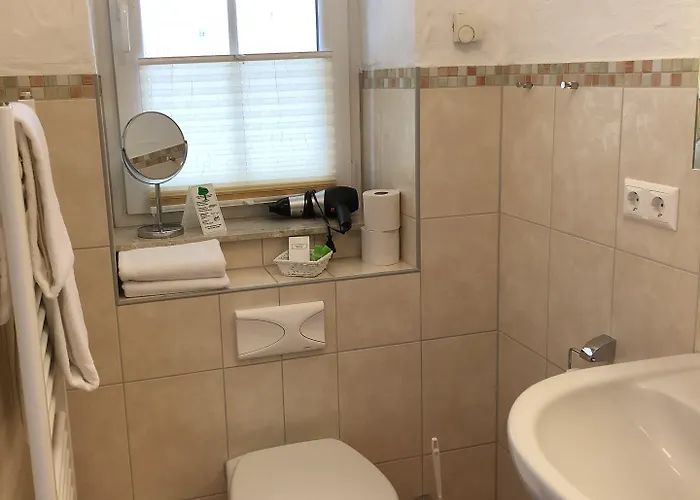 Zum Schlangenkoenig Hotell 4*