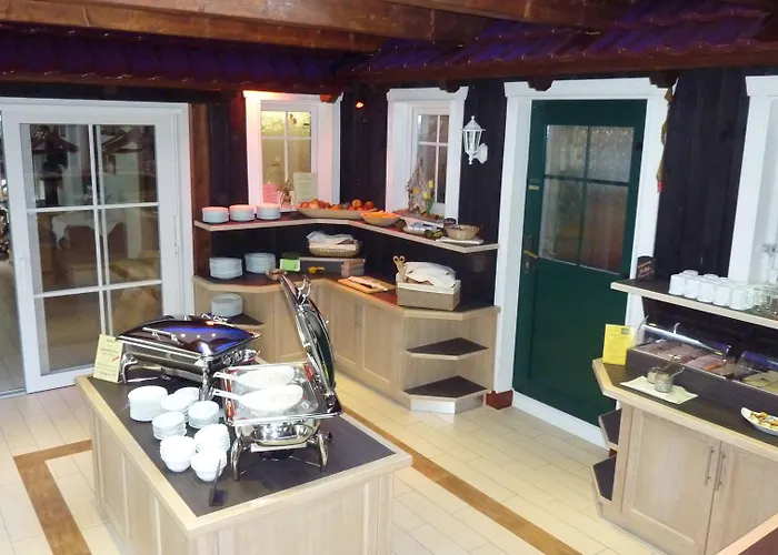 Zum Schlangenkoenig Hotell 4*