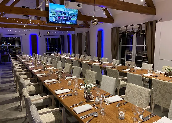 Hotell Zum Schlangenkoenig 4*